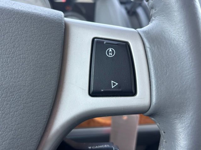 Used 2009 Chrysler Town & Country Limited w/ Entertainment Group #3 image 18