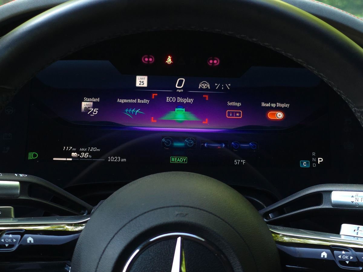 Used 2022 Mercedes-Benz EQS 580 4MATIC Sedan image 44
