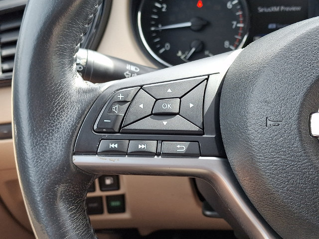 Used 2018 Nissan Rogue SV w/ Premium Package AWD/4WD image 21