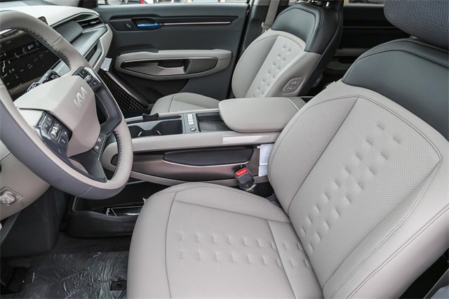 New 2026 Kia EV9 Wind image 16