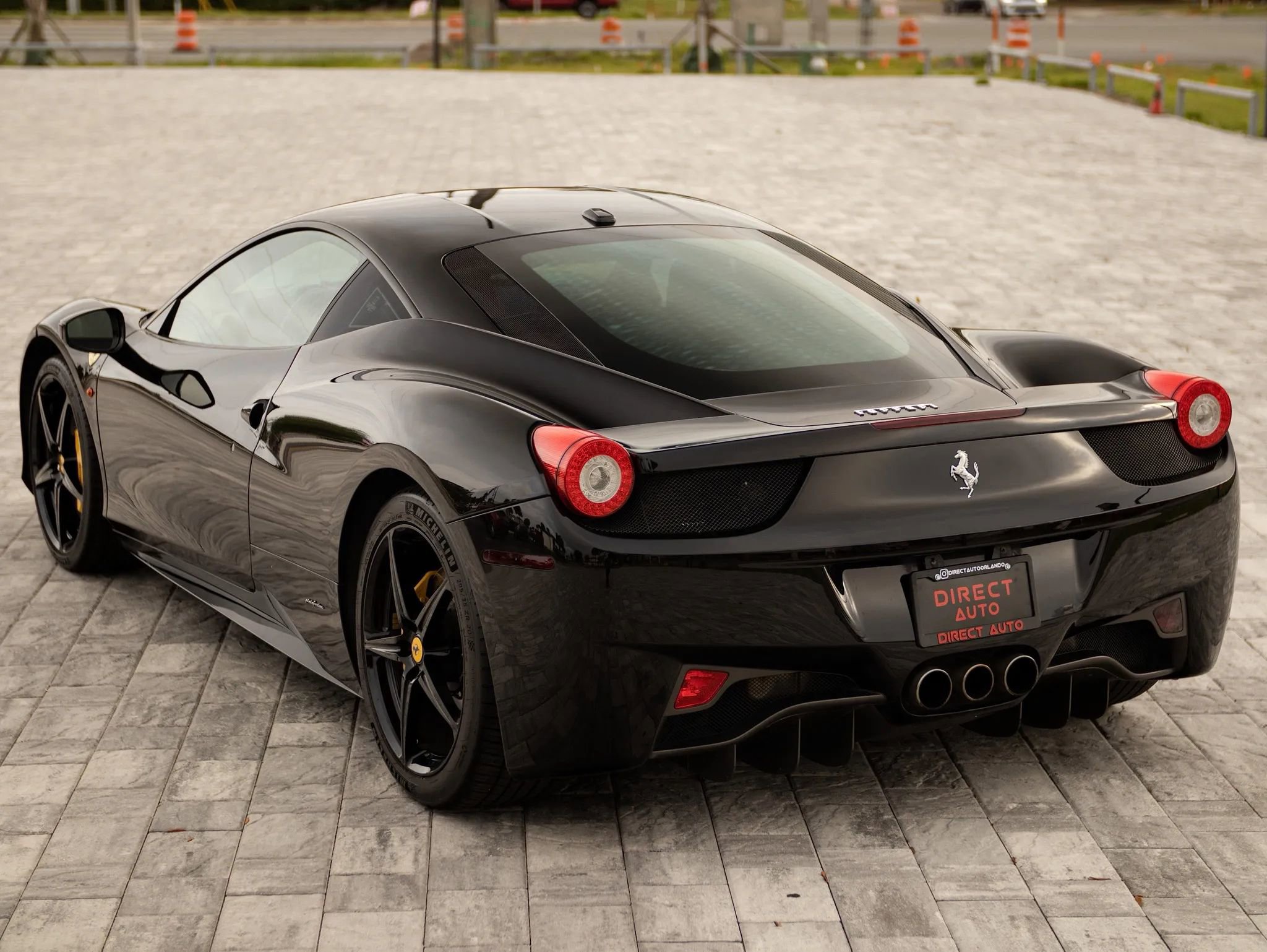 Used 2010 Ferrari 458 Italia Coupe image 17