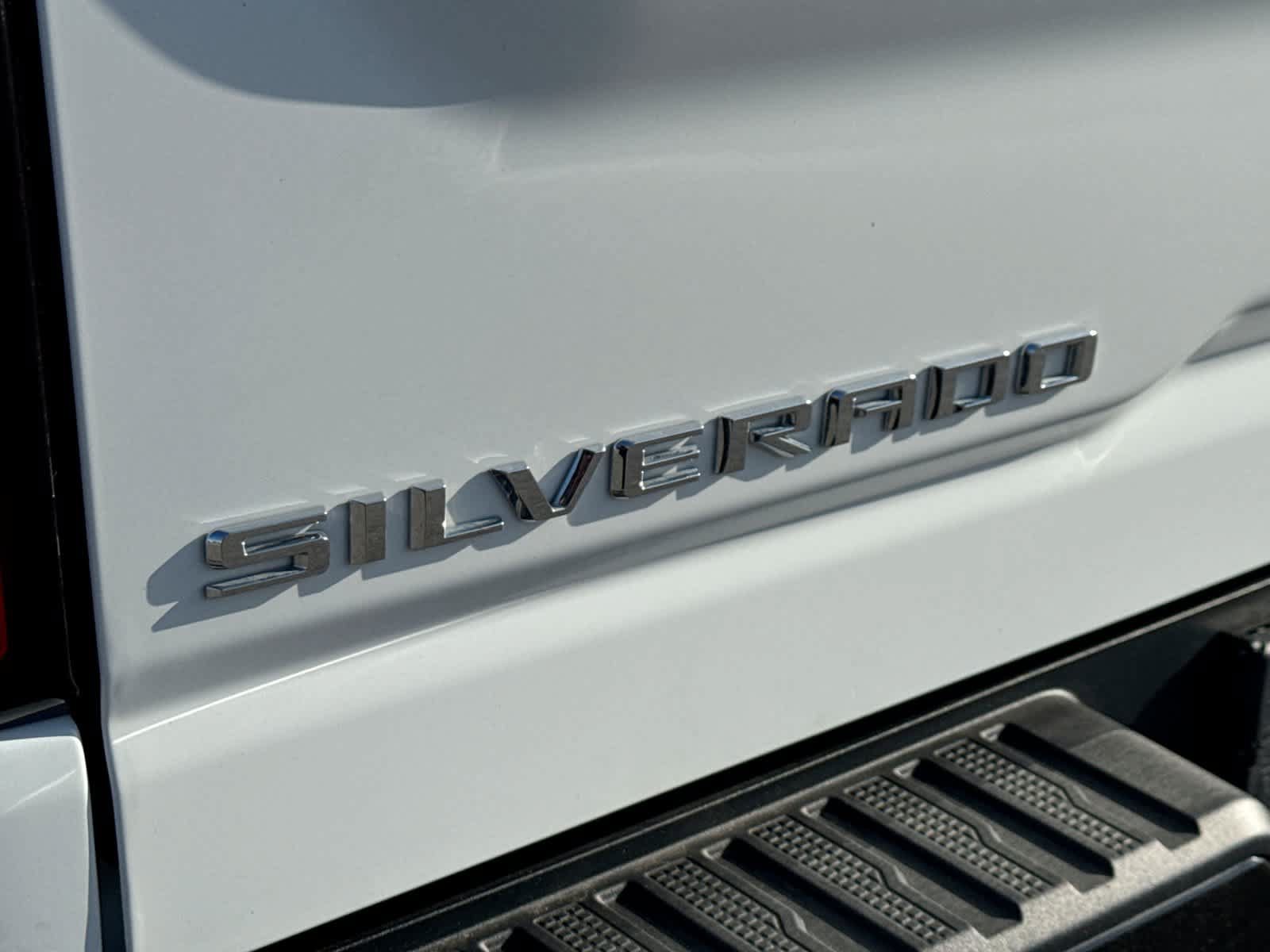 Used 2026 Chevrolet Silverado 2500 ZR2 AWD/4WD image 19