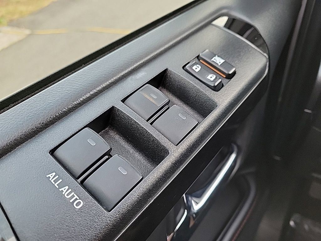 Used 2020 Toyota 4Runner TRD Off-Road Premium image 37