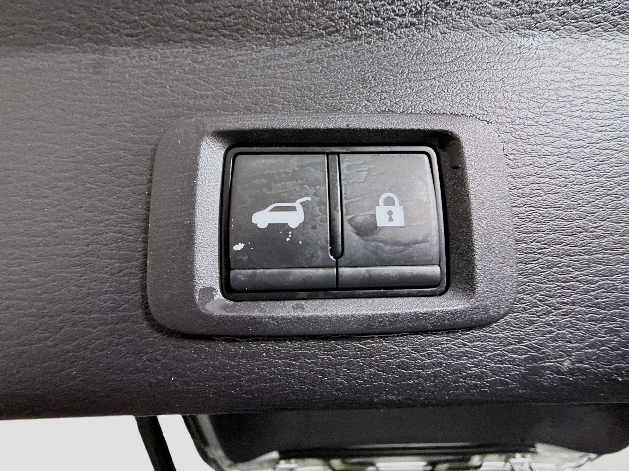 Used 2023 Mitsubishi Outlander SE FWD image 43