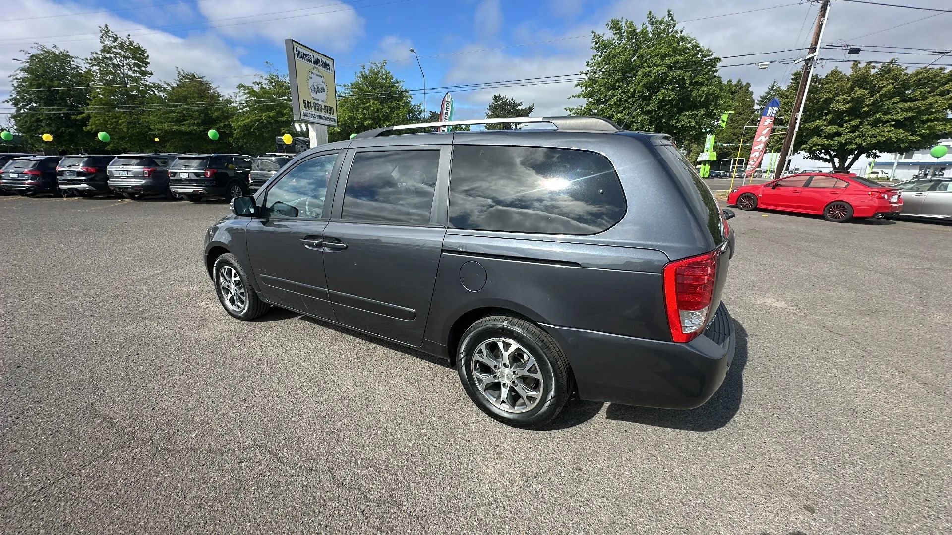 Used 2014 Kia Sedona LX w/ Power Package image 6