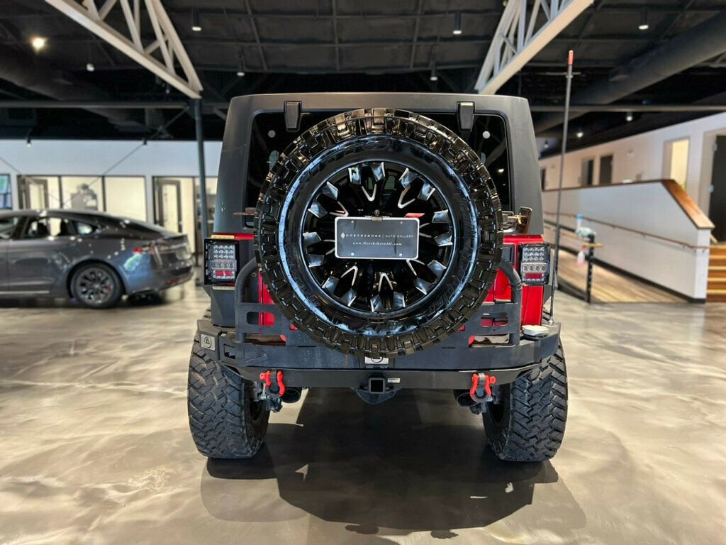 Used 2014 Jeep Wrangler Unlimited Rubicon w/ Max Tow Package image 4