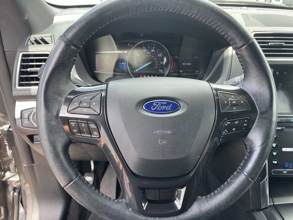 Used 2019 Ford Explorer Sport w/ Equipment Group 401A AWD/4WD image 17