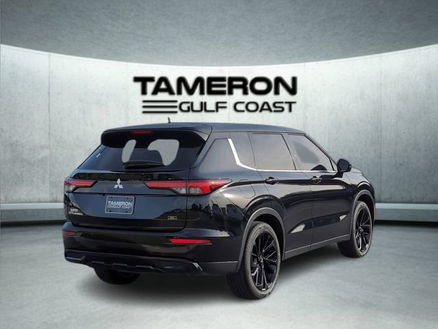 Used 2024 Mitsubishi Outlander SE Black Edition FWD image 7