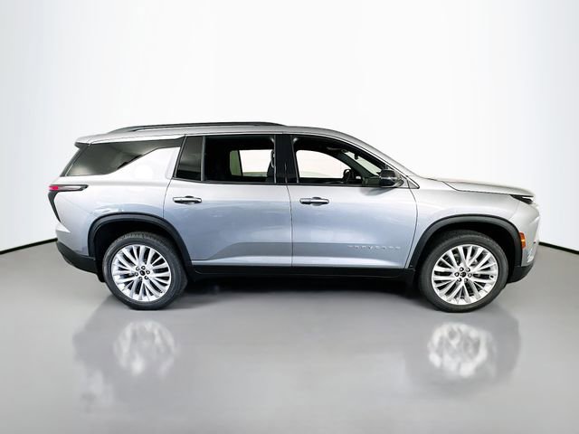 New 2025 Chevrolet Traverse LT FWD image 5