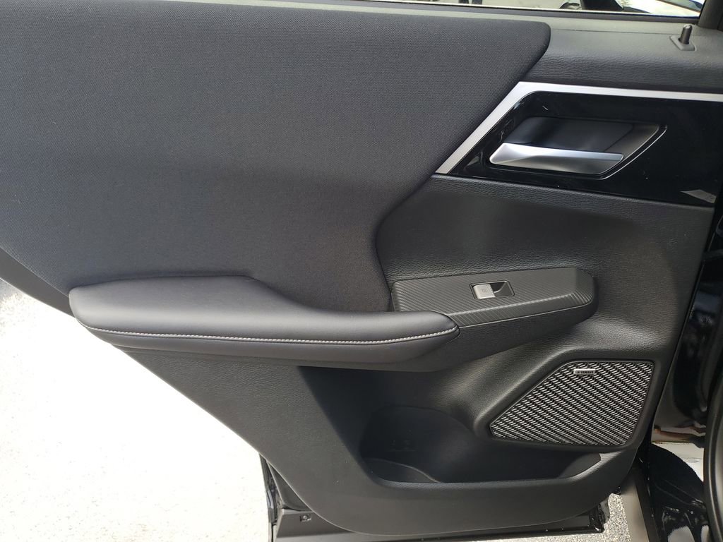 New 2026 Mitsubishi Outlander ES image 10