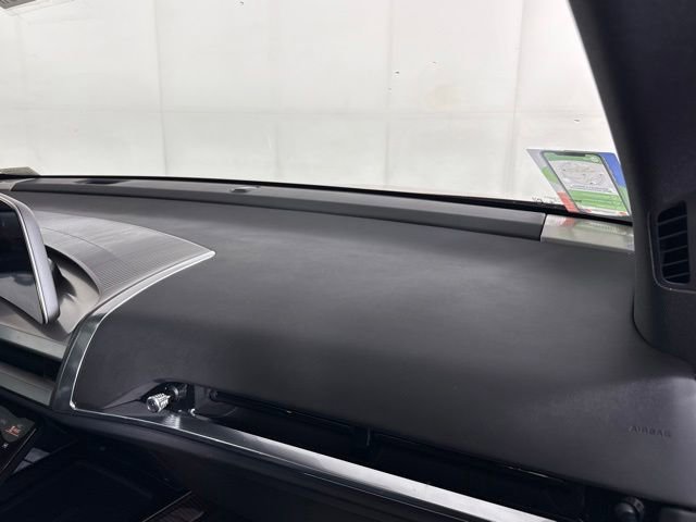 New 2026 Cadillac Vistiq Luxury AWD/4WD image 32