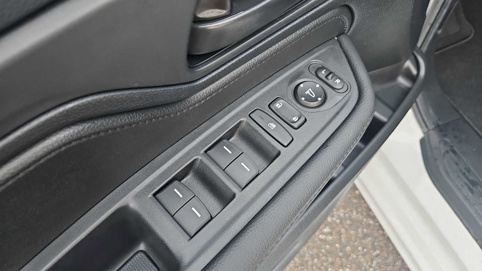 Certified 2025 Honda Odyssey Sport-L image 15