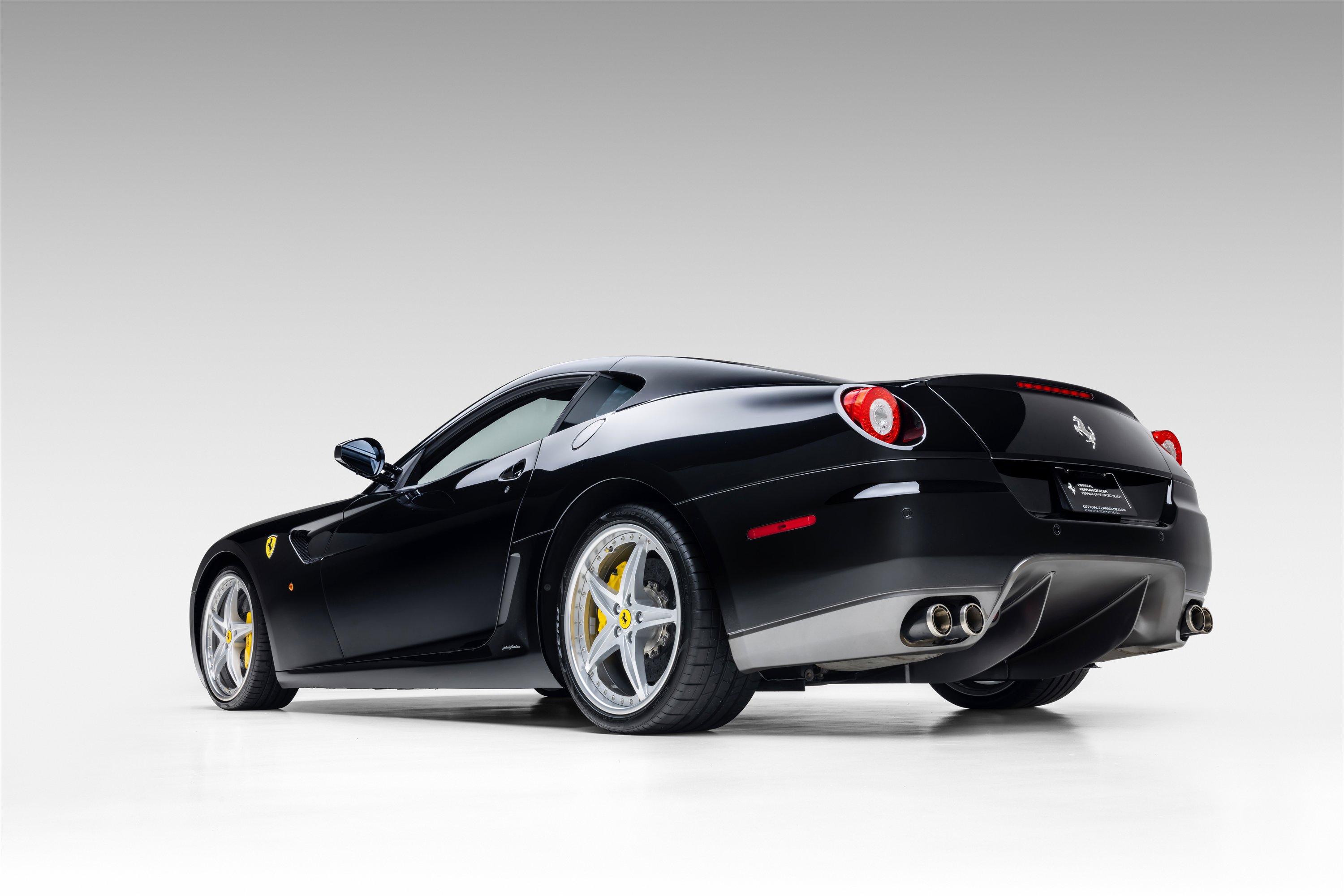 Used 2007 Ferrari 599 GTB Fiorano RWD image 9