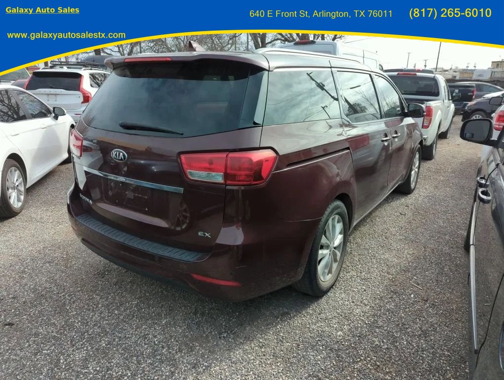 Used 2016 Kia Sedona EX image 5