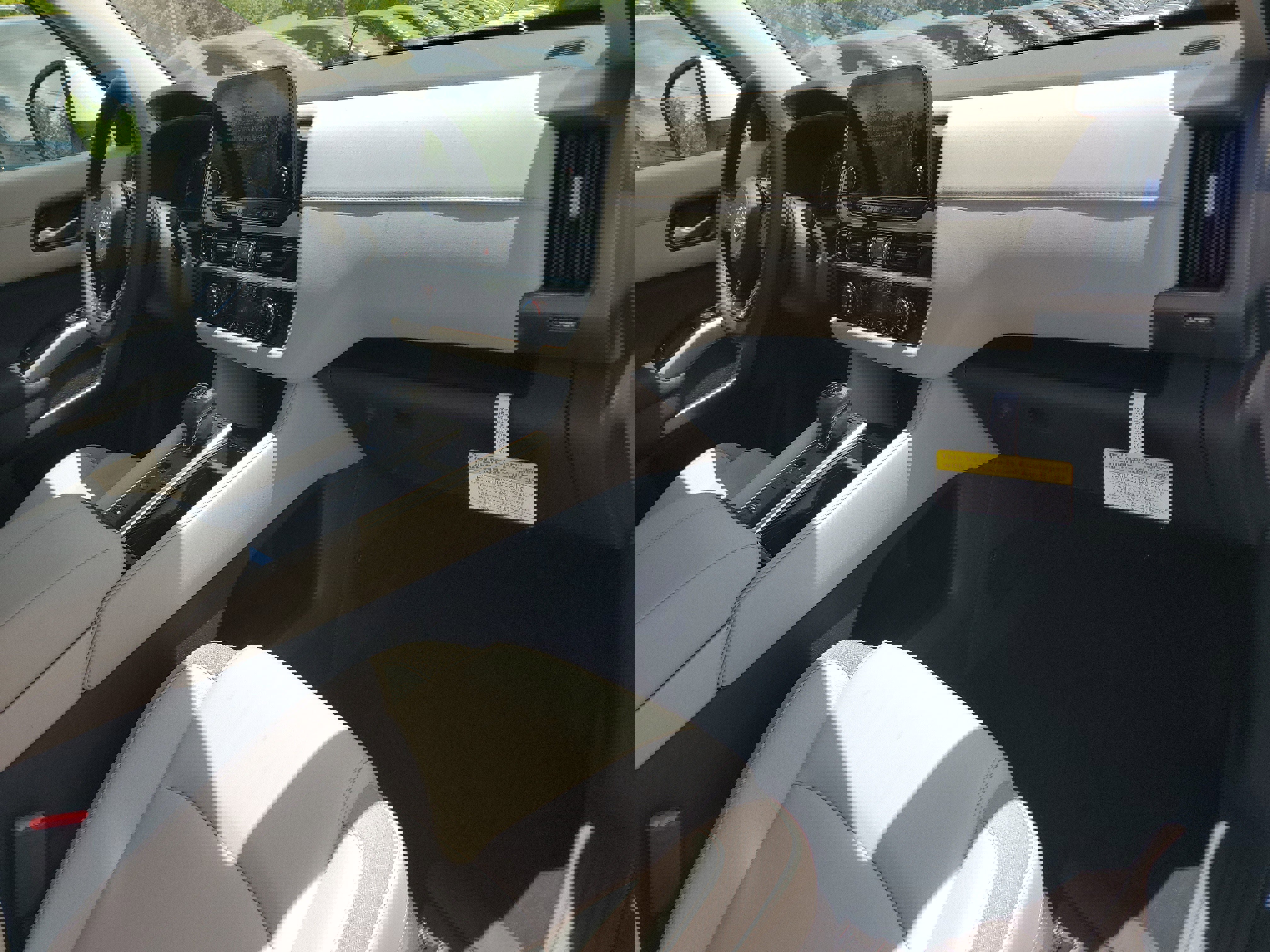 New 2025 Nissan Pathfinder SL w/ Cargo Package image 11