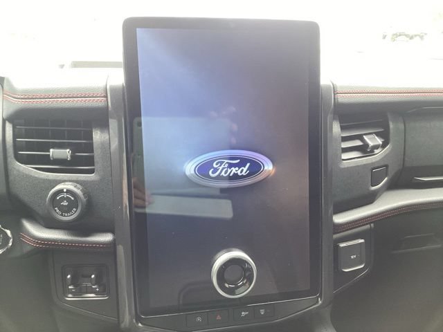 Used 2024 Ford Expedition Max Limited AWD/4WD image 30