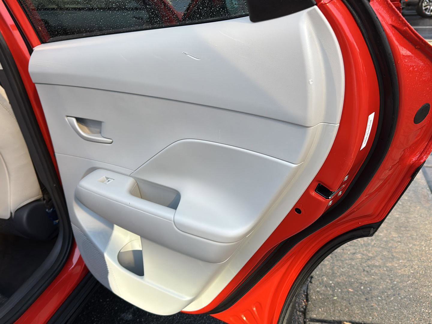 Used 2025 Hyundai Kona SEL image 13