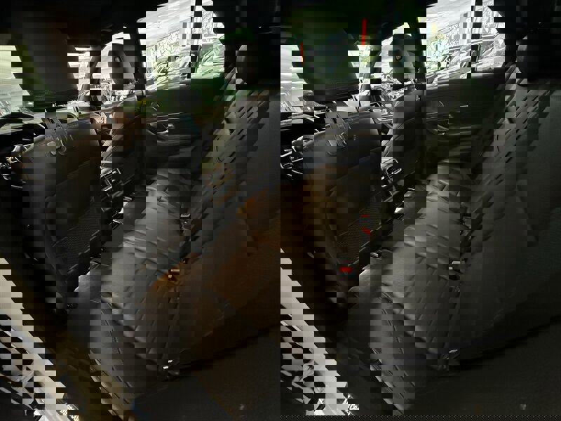 Used 2022 Mercedes-Benz GLE 450 4MATIC w/ AMG Line Exterior image 18