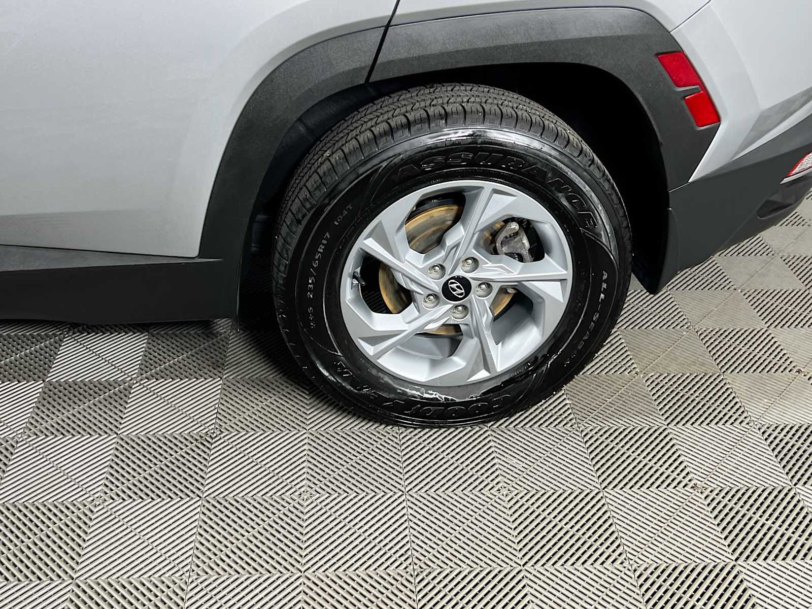 Certified 2023 Hyundai Tucson SE image 29