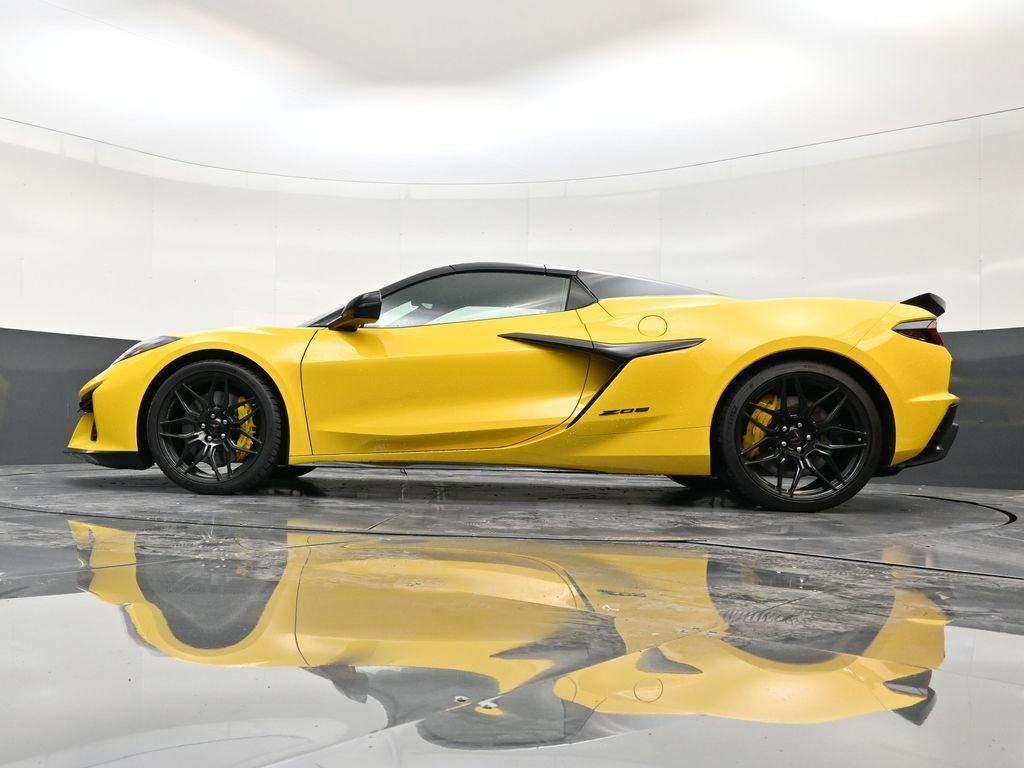 Used 2026 Chevrolet Corvette Z06 image 21