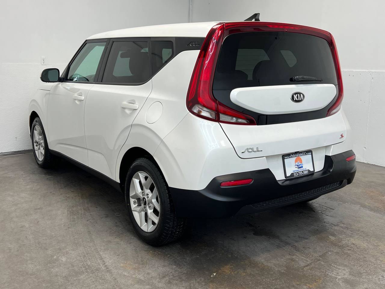 Used 2020 Kia Soul S FWD image 6