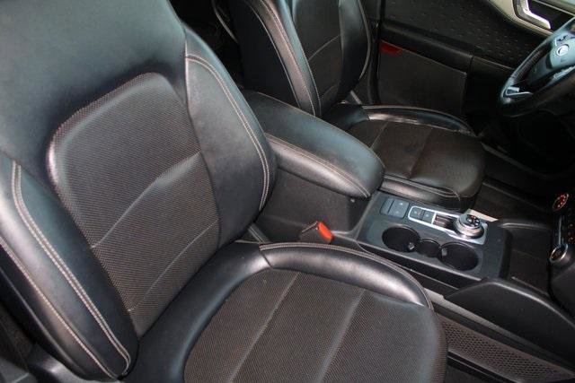 Used 2020 Ford Escape SEL image 8