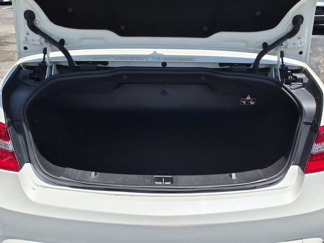 Used 2011 Mercedes-Benz E 550 Cabriolet image 22
