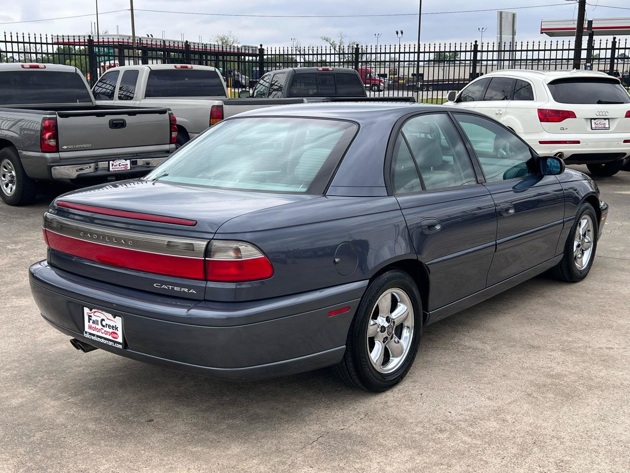 Used 1997 Cadillac Catera RWD image 7