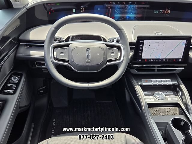 New 2026 Lincoln Nautilus Premier AWD/4WD image 11
