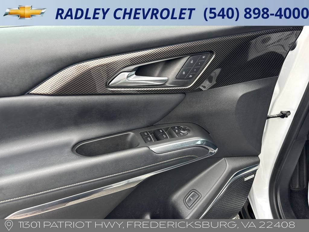 Used 2025 Chevrolet Traverse High Country w/ LPO, Floor Liner Package FWD image 5