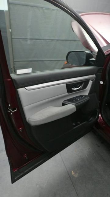 Used 2019 Honda CR-V LX image 9