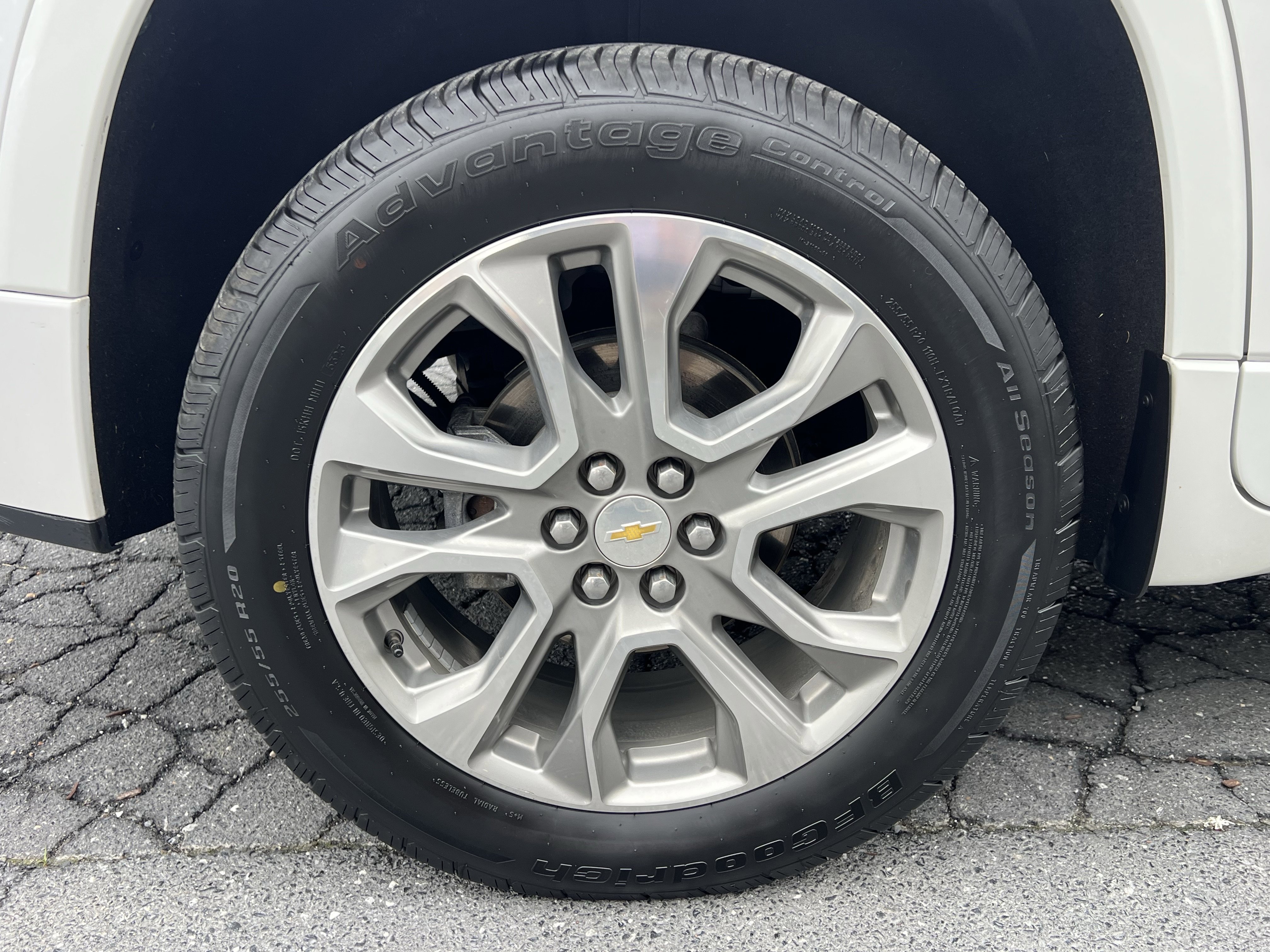 Used 2019 Chevrolet Traverse Premier AWD/4WD image 13