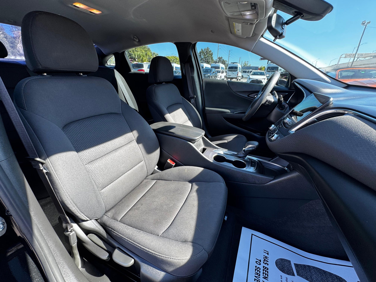 Used 2021 Chevrolet Malibu LT image 9