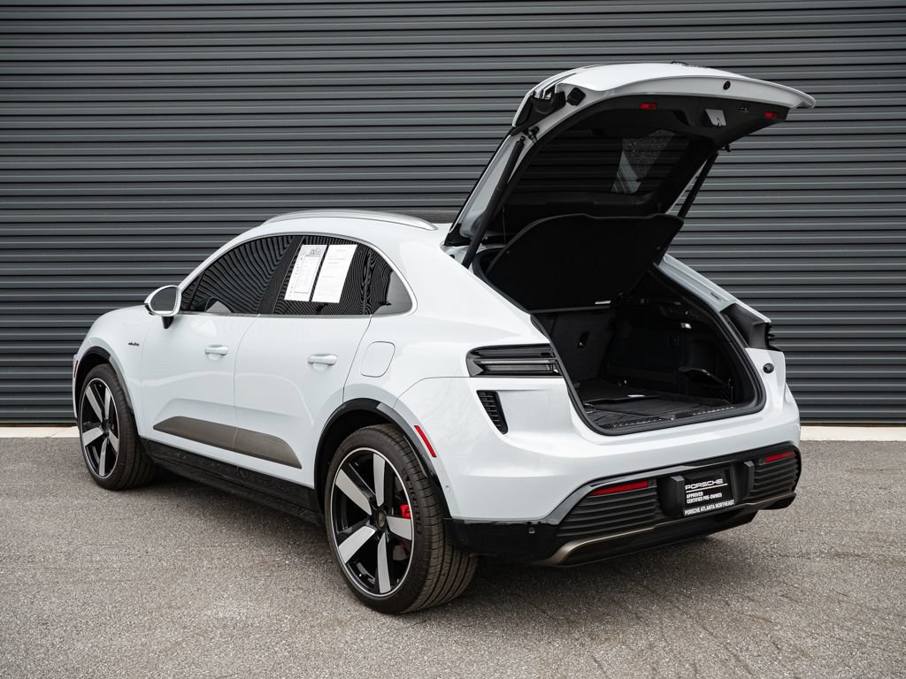 Certified 2025 Porsche Macan Turbo Electric w/ Premium Package AWD/4WD image 34