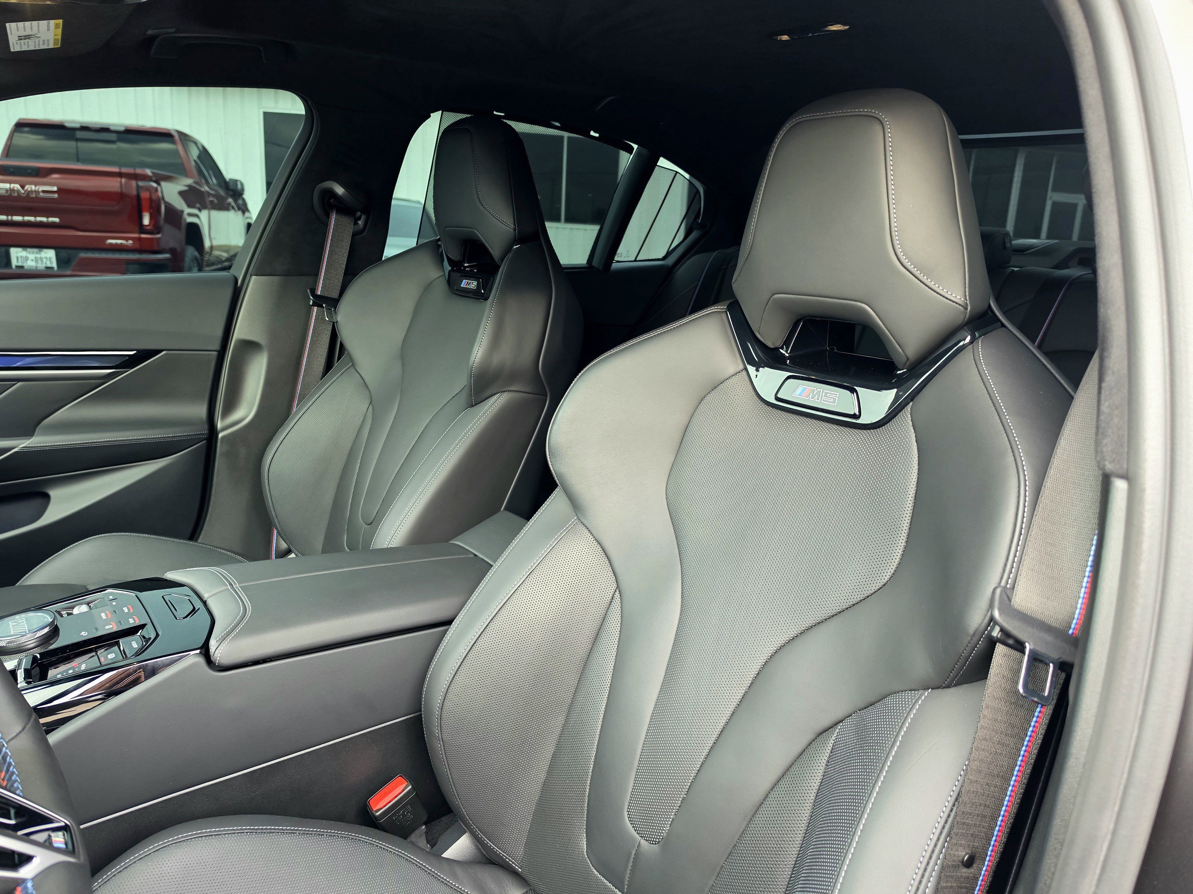Used 2026 BMW M5 w/ Carbon Package AWD/4WD image 19