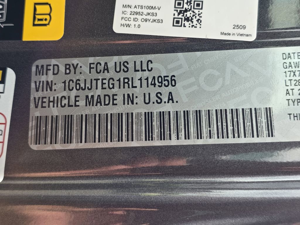 Used 2024 Jeep Gladiator Mojave w/ Convenience Group image 33