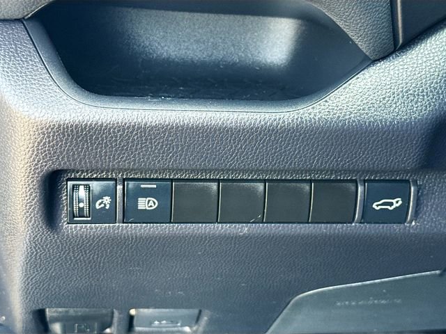 Used 2024 Toyota RAV4 XLE w/ Convenience Package FWD image 10