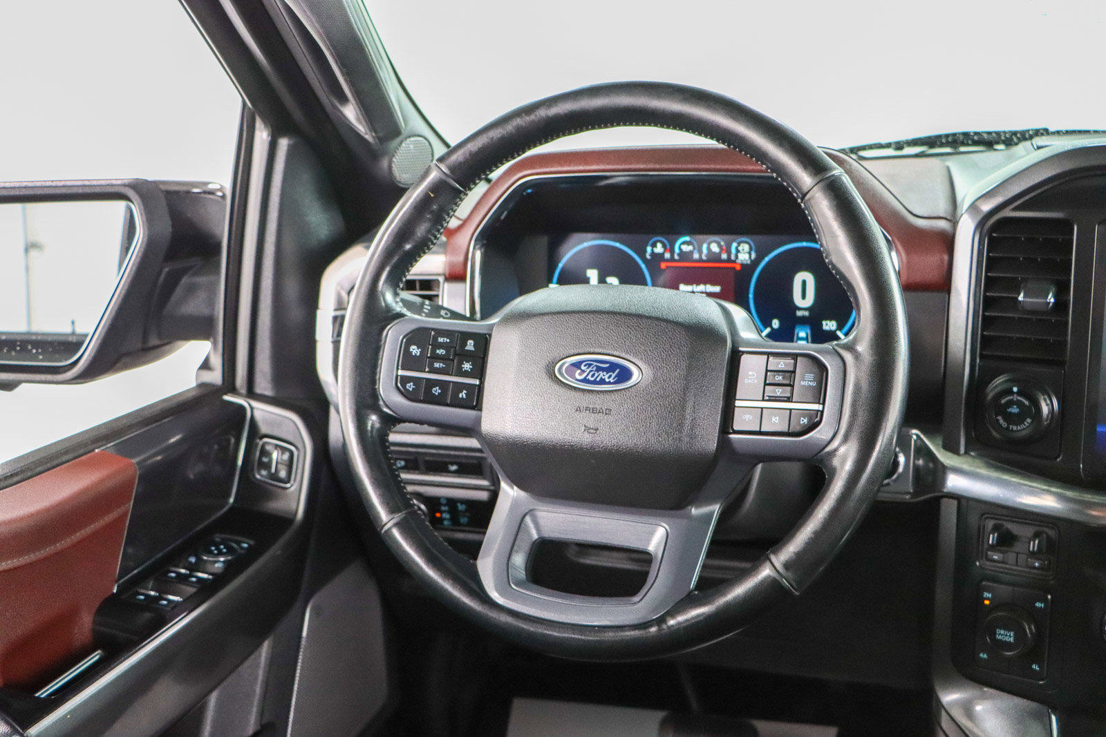 Used 2023 Ford F150 Lariat w/ Equipment Group 502A High image 13