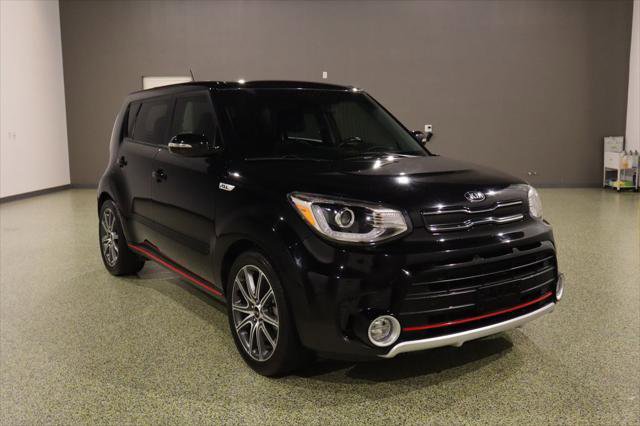 Used 2018 Kia Soul ! w/ Tech Package