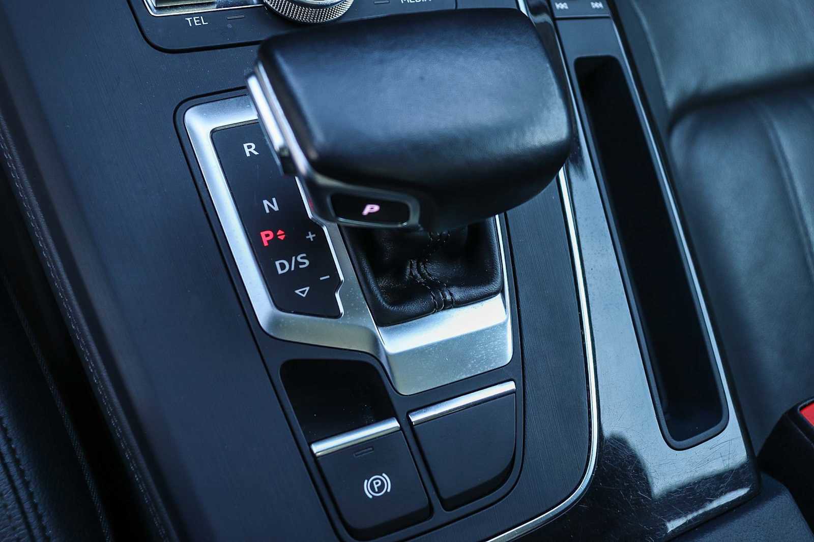 Used 2019 Audi Q5 2.0T Premium Plus w/ Premium Plus Package AWD/4WD image 25