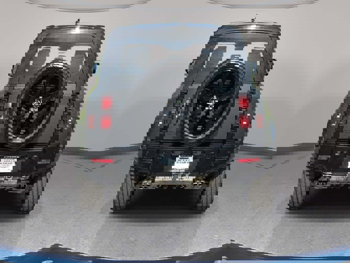 Certified 2025 Land Rover Defender 110 X-Dynamic SE image 6