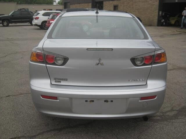 Used 2013 Mitsubishi Lancer SE image 6