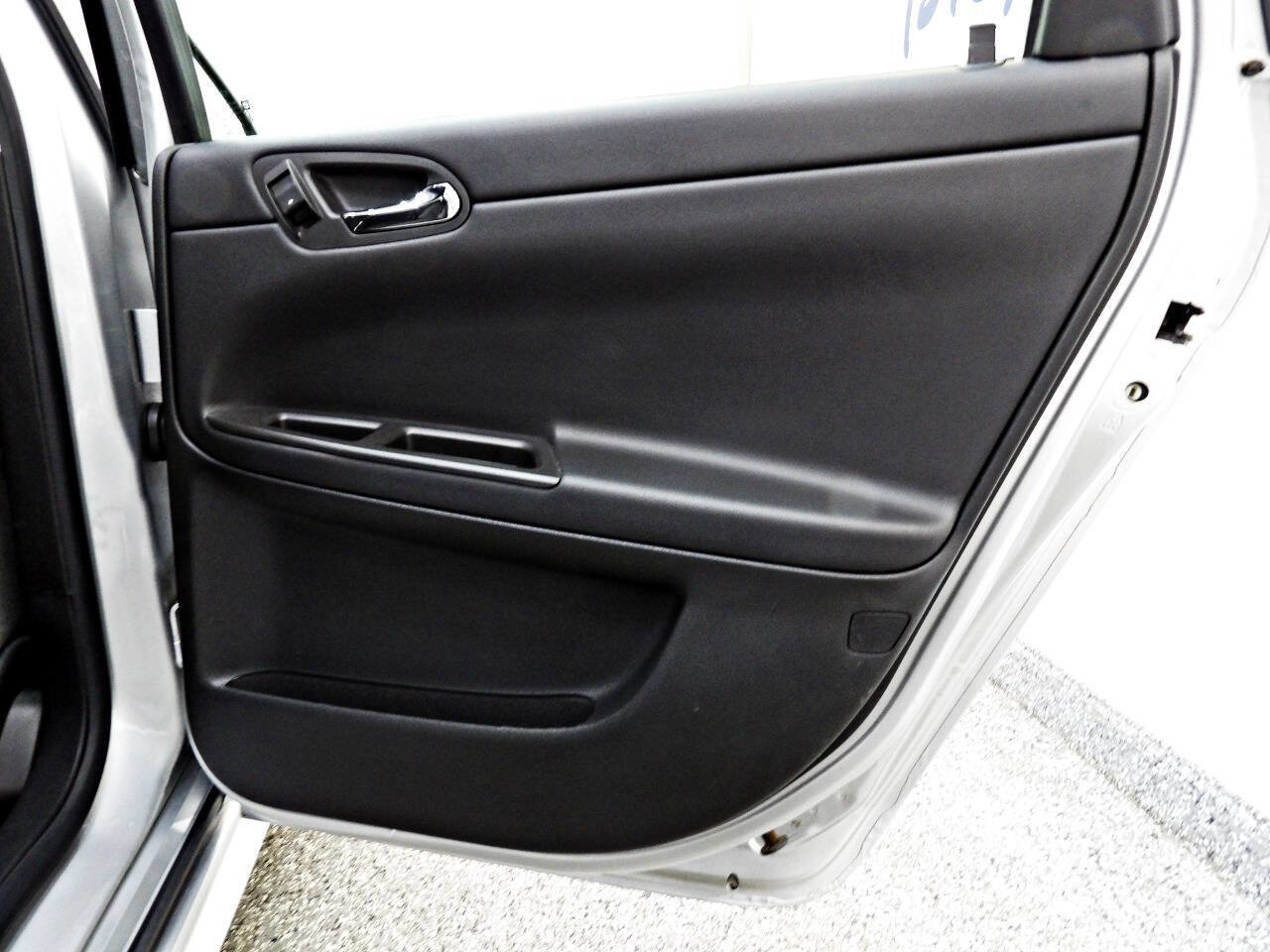 Used 2014 Chevrolet Impala Limited LS image 12