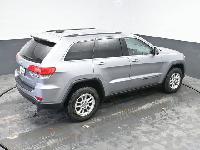 Used 2019 Jeep Grand Cherokee Laredo AWD/4WD image 32