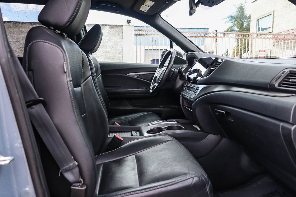 Used 2023 Honda Passport EX-L image 15