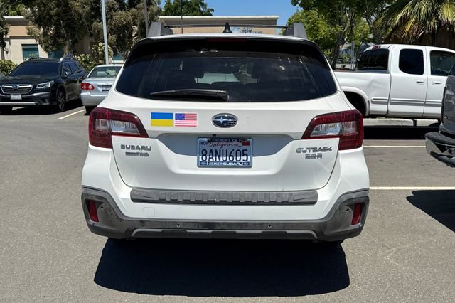 Used 2018 Subaru Outback 3.6R Limited AWD/4WD image 6