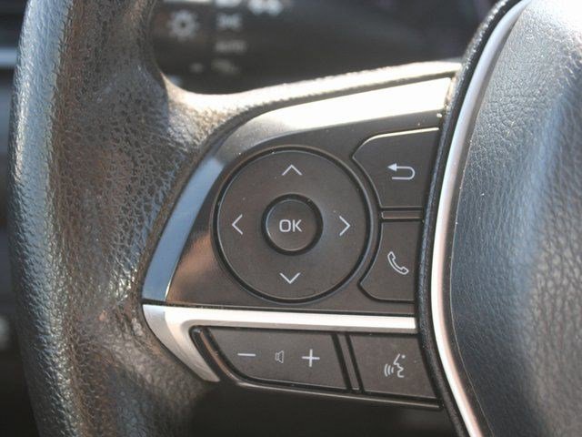 Used 2021 Toyota Camry LE image 7