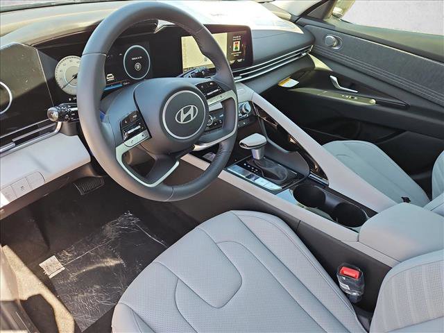 New 2026 Hyundai Elantra Limited image 3