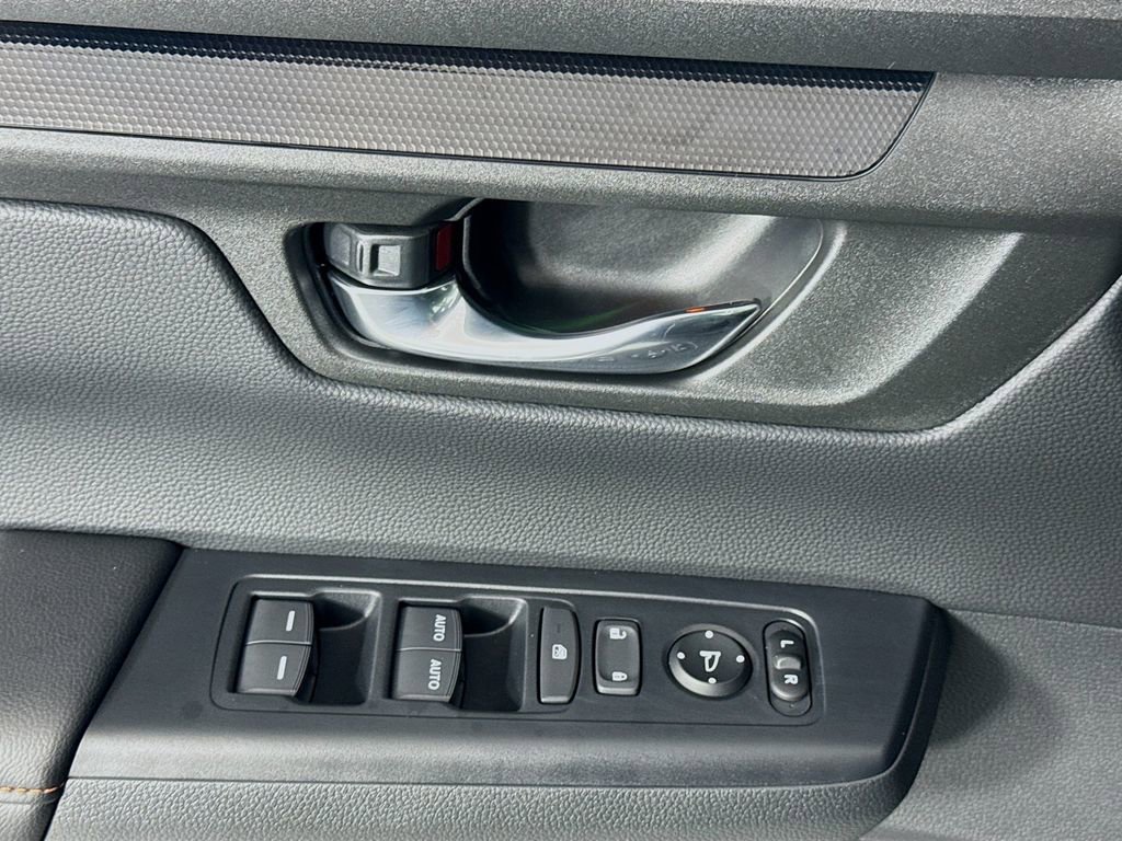 Used 2026 Honda CR-V TrailSport image 27