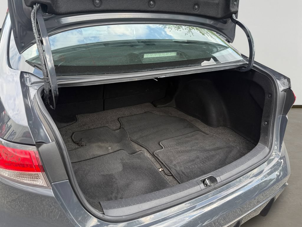 Used 2023 Toyota Corolla SE w/ Carpet Mat Package (TMS) FWD image 29
